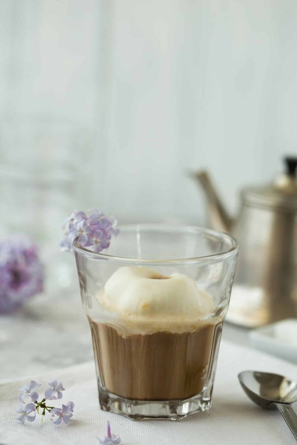 Peut-on faire des glaces à l'eau sans sucre pour un dessert rafraîchissant et minceur?