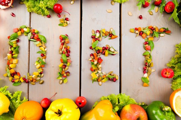 Comment créer un menu de desserts à base de fruits de saison dans un restaurant de campagne?